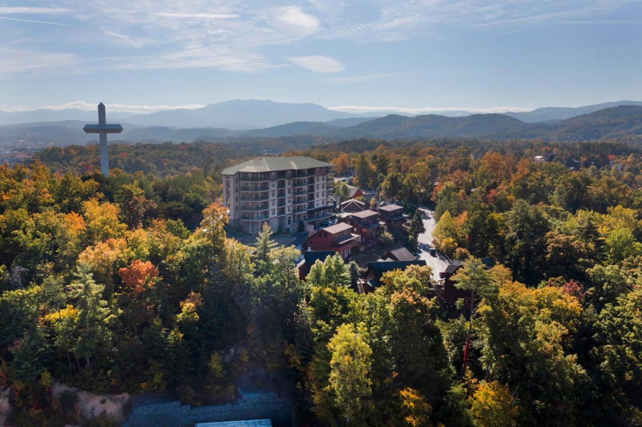 The Bear Paw Palace Mtn View And Community Pools Pigeon Forge Bagian luar foto