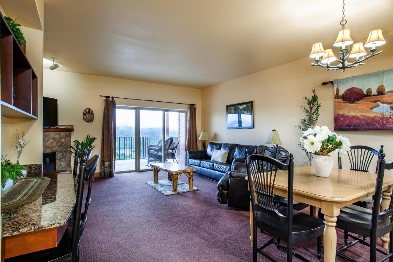 The Bear Paw Palace Mtn View And Community Pools Pigeon Forge Bagian luar foto