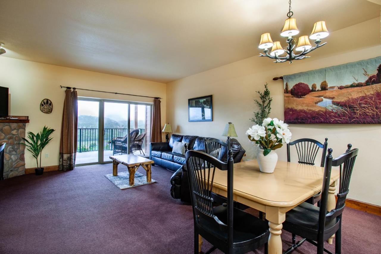 The Bear Paw Palace Mtn View And Community Pools Pigeon Forge Bagian luar foto