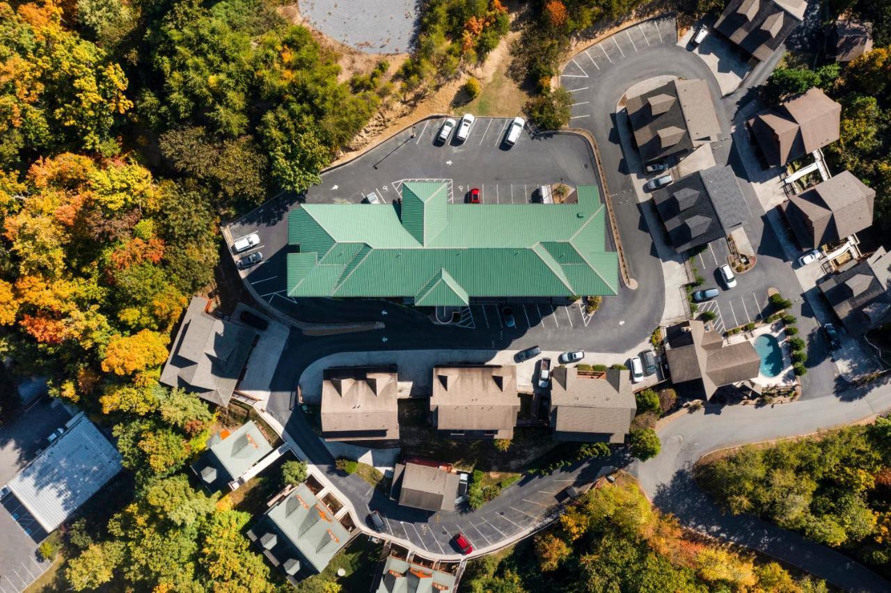 The Bear Paw Palace Mtn View And Community Pools Pigeon Forge Bagian luar foto