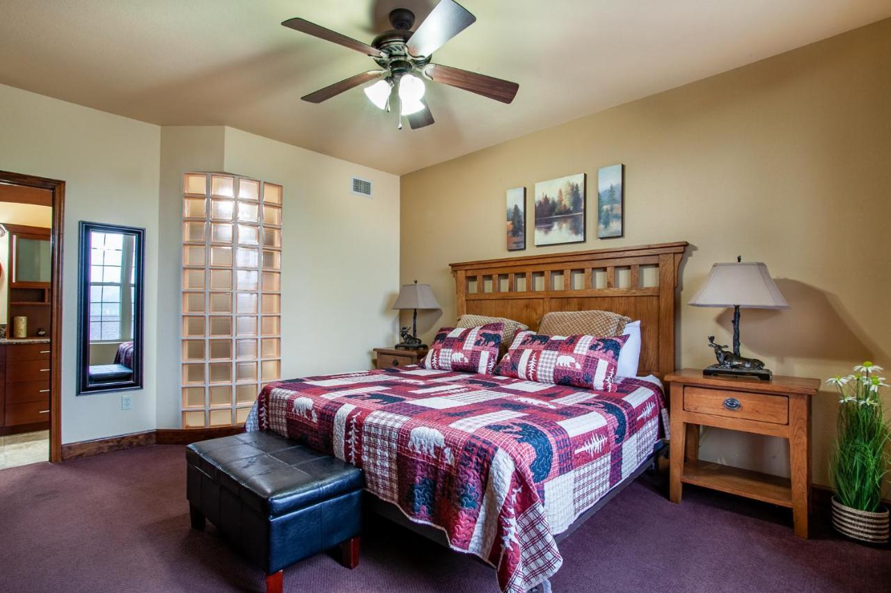 The Bear Paw Palace Mtn View And Community Pools Pigeon Forge Bagian luar foto